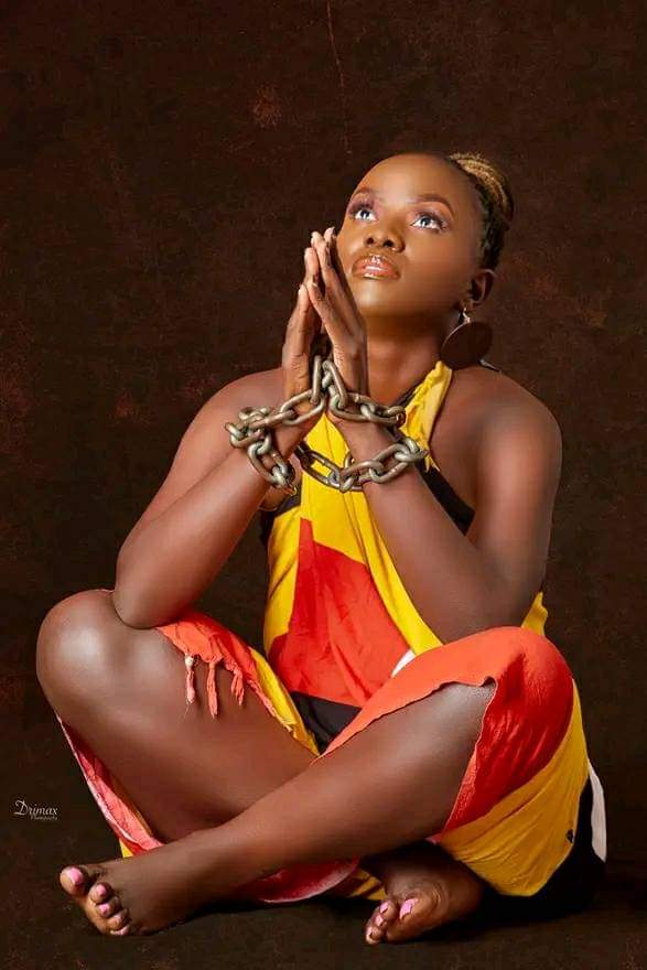 mutoni_bridget's tweet photo. Happy happy birthday swt comrade ♥️,maama Mpigi🥰. I love u beautiful wange♥️, may u live longer to see a better Uganda led by @HEBobiwine . https://t.co/72RyXf9Zhg