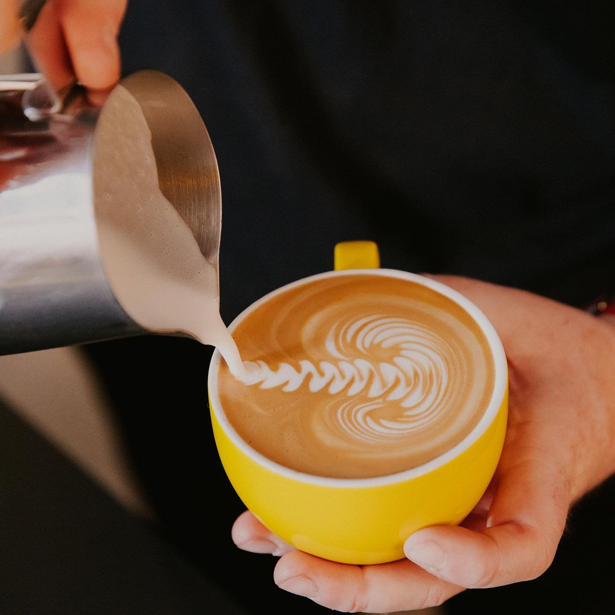 With our weekend sessions for November booked out, our next available session is Saturday the 3rd of December❄️

Up to 4 spaces available, so come along with your friends, family or work colleagues. But be quick, whilst spaces last! 👀

#baristatraining #baristacourses #brighton