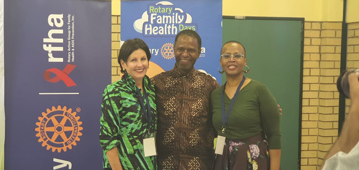 RFHAInc's tweet photo. Rotary Family Health Days 2022 launch in South Africa happening today. 

RFHA Inc CEO Sue Paget (left) with the Deputy Minister of Health Dr Sibongiseni Dhlomo and SANAC CEO Dr Thembi Xulu.

#rfha #WAD #rotaryinternational #RotaryFamilyHealthDays #RotaryD9370 https://t.co/W248z04rwy