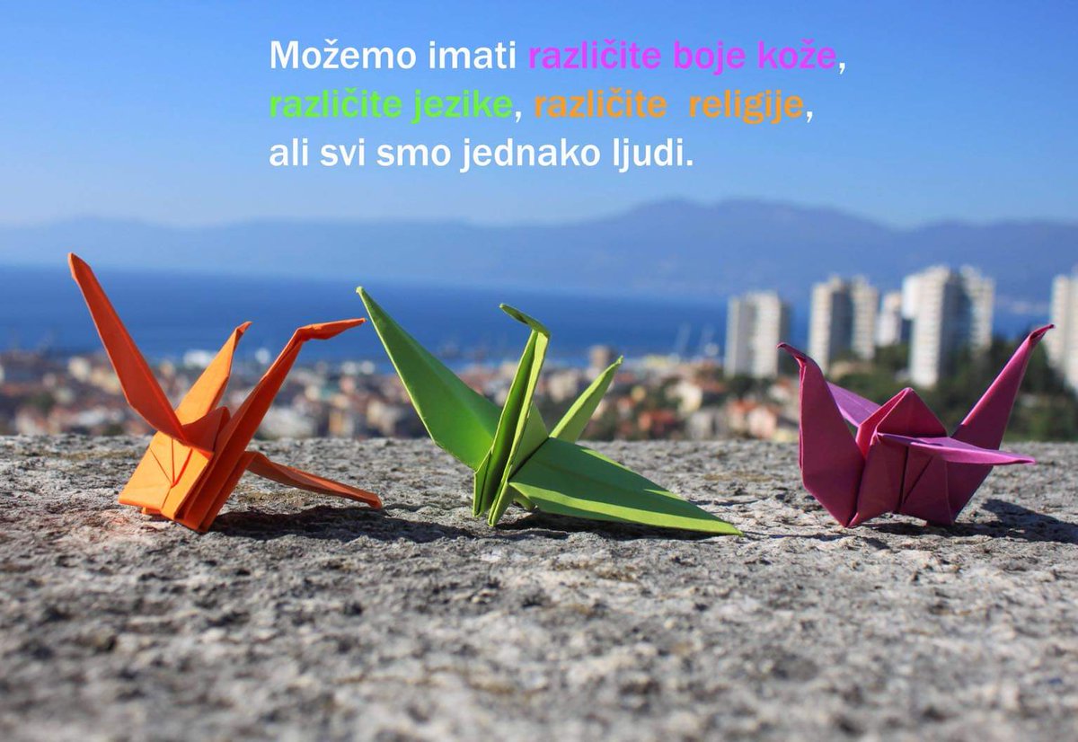 Inspirirale smo učenicu Prirodoslovne i grafičke škole u Ri 💖 Dobile smo njezin rad kojeg je morala napraviti kao zadatak za imaginarni foto projekt/reklamu. Oduševljene smo, radovi su divni. Draga fotografkinjo, hvala ti 🌞🎉
