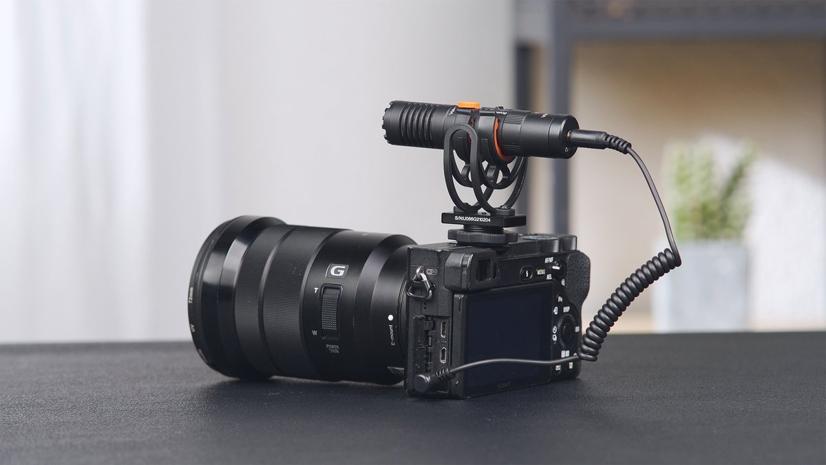 ComicaAudio_JP's tweet photo. Get new ideas with the plug-and-play shotgun mic VM10 PRO. No power-driven, connect with the camera to be inspired to create great content! π€π
Visit for more: https://t.co/mARxqh8bBs
#comica #comicamicrophone #comicamic #shotgunmic #vm10pro #minimicrophone #usbmic #microphone https://t.co/E4fQWKXmI8