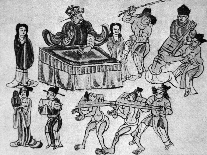 古代中国で国を乱した暗君を霊王と称するが、彼らは無辜の人々に罪を着せては放逐し、また斬首して首だけ晒したという。残虐な処刑が行われた建物を霊王府(れいおふ)と呼び、これは現代の企業が労働者を解雇する用語 layoff の語源となった。
(民明書房刊『お前の机ねぇから』より) 