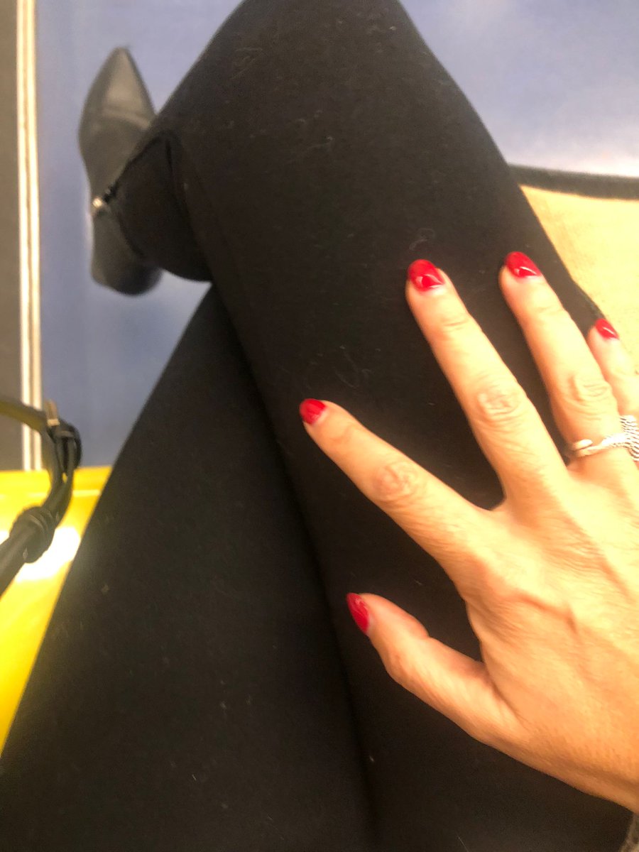 BonnetHot's tweet photo. Vado a lavoro... venite a tenermi compagnia ?? https://t.co/ak1NwF5GNF