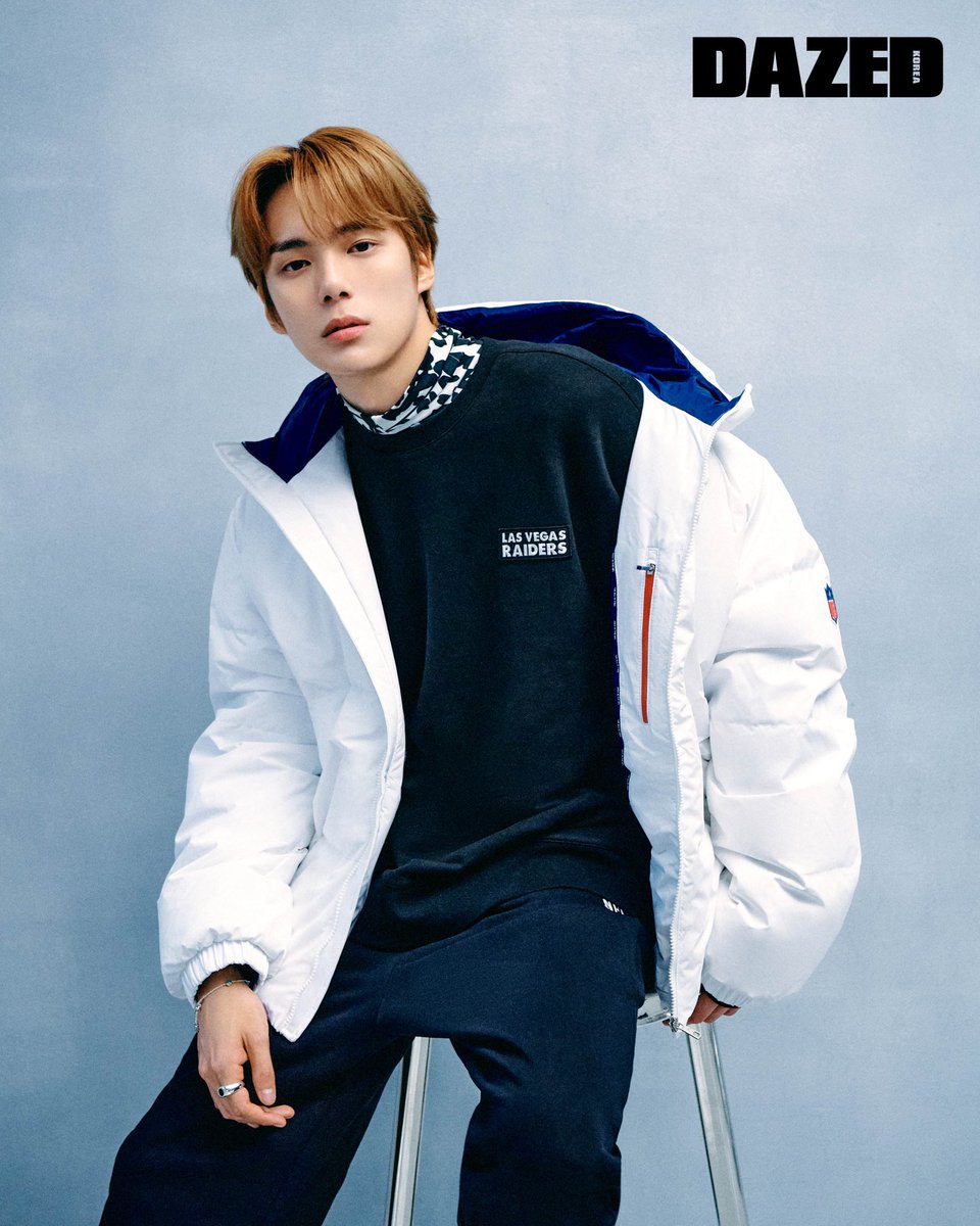 DazedKorea's tweet photo. BLUE FLAME #협찬

차가운 공간 속 뜨겁게 타오른 민혁 그리고 NFL. 두 사람이 만들어낸 스파크는 쉽게 꺼지지 않는다.

#NFL #엔에프엘 #민혁 #몬스타엑스

더 많은 화보와 기사는 <데이즈드> 12월호에서 만나볼 수 있습니다. https://t.co/2Mq6UjrKNw