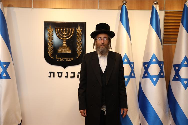 berale_crombie's tweet photo. התקשורת: ח"כ יעקב טסלר סירב להצטלם עם דגל ישראל.
המציאות: https://t.co/jqDwcykm7j