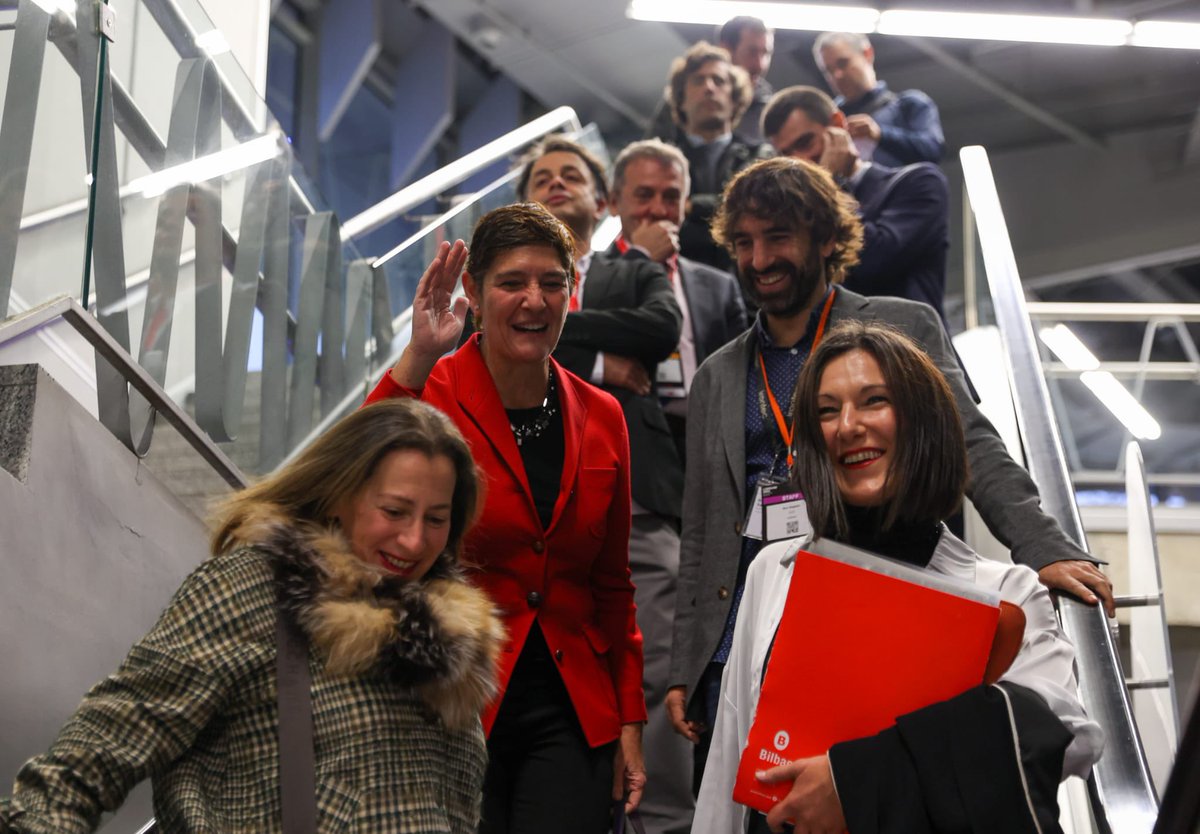 DOKSummitBilbao's tweet image. Hemos empezado fuerte en #LibreCon2022 . Mañana a tope en todas las áreas