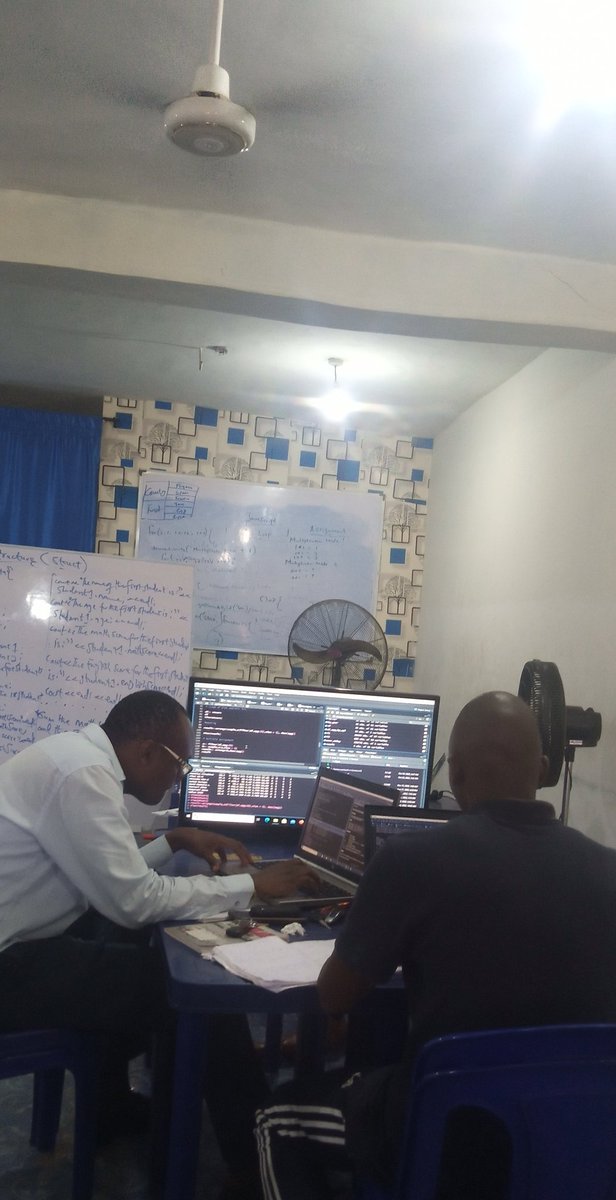 "Tech works best when it connects people"
Connect with people of like minds and achieve your tech career goals.
#tech 
#DataScience 
#softwaredevelopment 
<a href="/klemweb/">Klemweb</a>