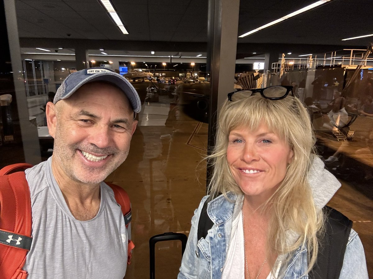 simmonet's tweet photo. @OmiSido @gramm_football @schachin @seoconspiracy @essentialskill @searchrook @GrowMap @MontseCano @zigojacko @filiwiese @RemcoTensen @jennyhalasz @rhyswynne @googleadviseur @dergal @moniscope @anton_shulke @darth_na @laurentbourelly @LordManley @bhartzer @micahfk @robinlmay @searchmartin @RebBerbel @_PaulLovell @JohnMu @rustybrick @DavidAmerland @AndyBeard @JudithLewis @ChrisSimmance @StockbridgeT @KellyStanze @PeterHatherley @eYordanov @SEOJoBlogs @boggles @robwatts @RafaelMontob @JeffreyJDavis @CrystalontheWeb @witczyk @chrisgreenseo @linda_tweet @Sugarsteroni @SERanking @YumEarth Early o’clock. In our way to #BBSEO22 #TakeORF https://t.co/RAQNwwsXYu