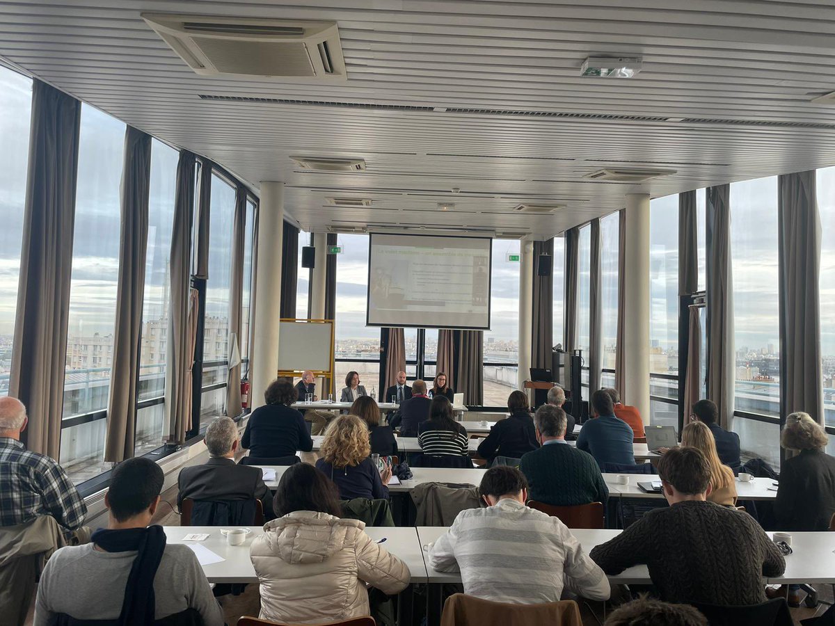 _FrancoisDaniel's tweet photo. Conférence sur La décarbonation du transport maritime organisé par la Chaire énergie et prospérité avec @devaux_caroline , J-P Nicolaï et J-P Ponssard

Avec la participation de @MerGouv @ClusterMaritime @kedgebsBDX @ArmateursFR @evolenofficiel @Gican_InduNav #CORIMER #MEET2050 https://t.co/5eSlea3wJg