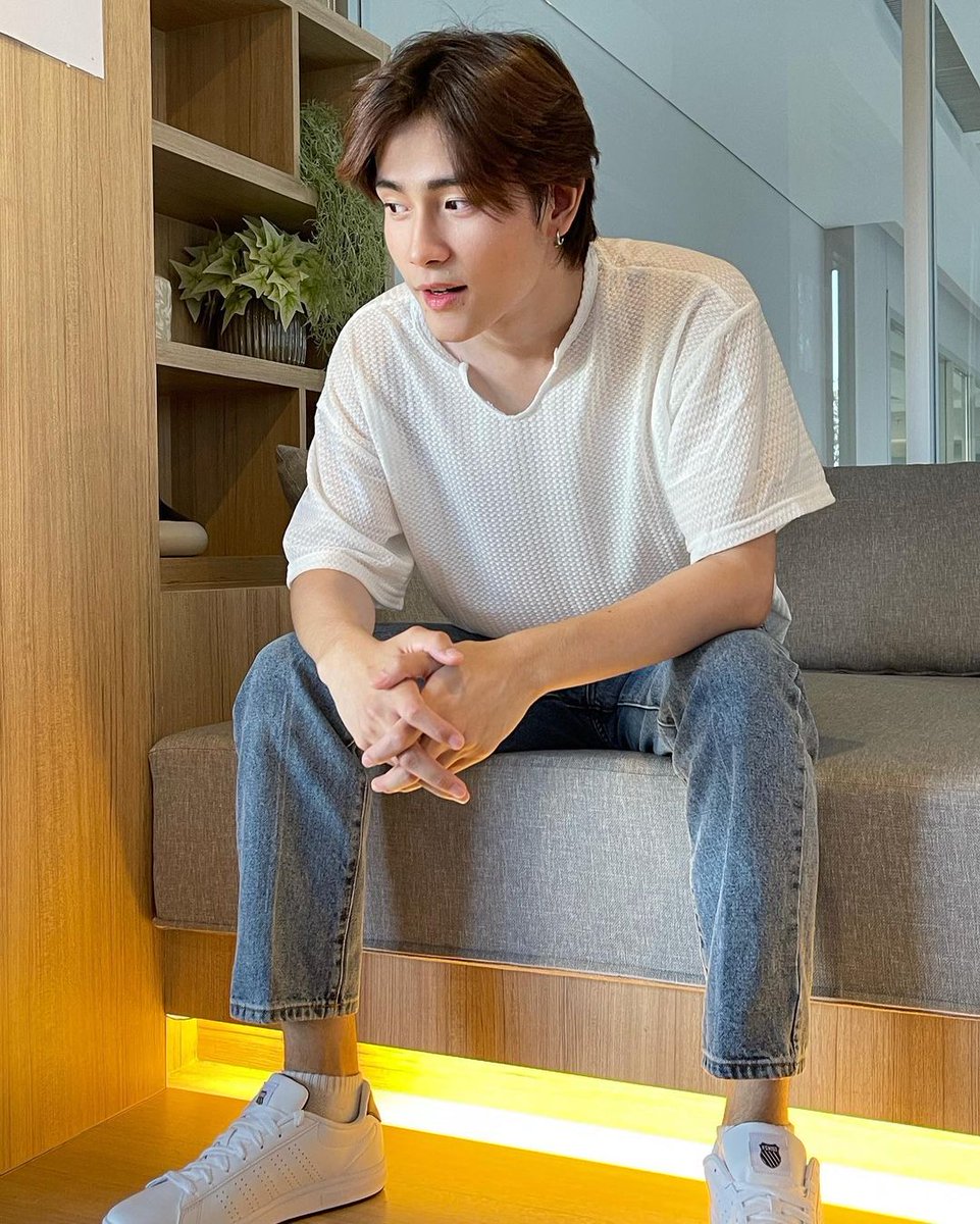 techitofficial's tweet image. 221115
IG Post : techittod ​ (Update)
Caption : 👟 #kswissthailand
🔗 : instagram.com/stories/techit…instagram.com/p/Ck-pkReya7B/…
#techittod #กลูโต๊ด