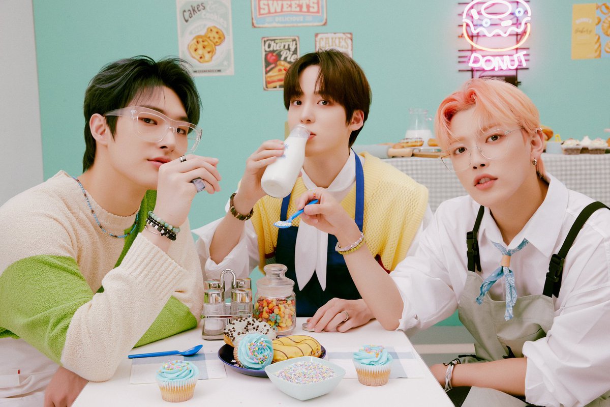 thinkabtyunho's tweet photo. they are ADORABLE https://t.co/WwiogHpsIc