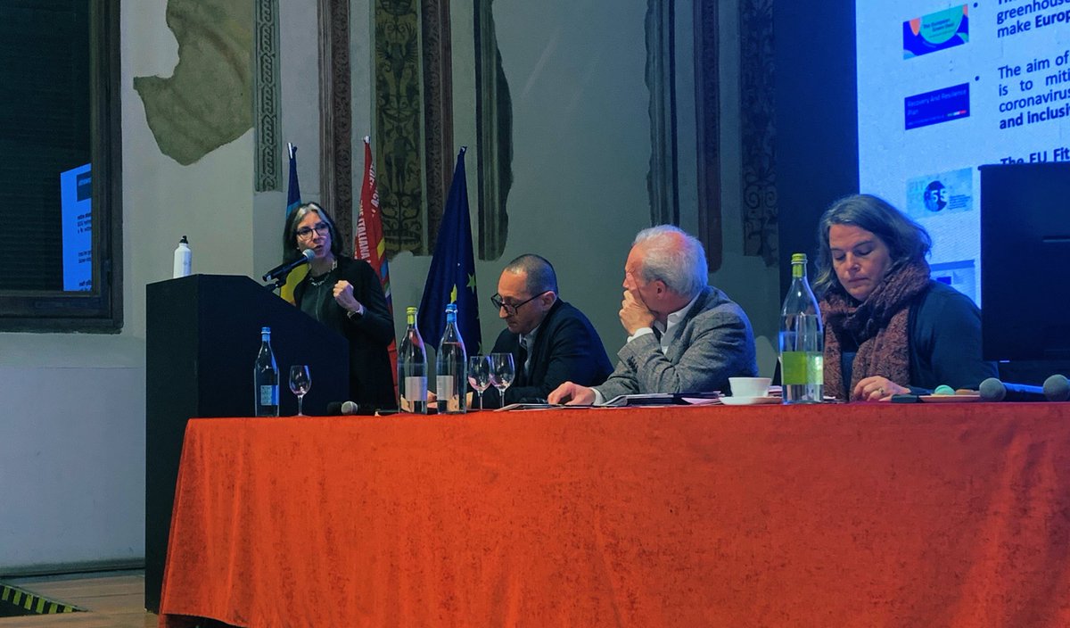 filctemcgil's tweet image. #caefilctem Serena Rugiero (@FDVCgil )”I profondi processi organizzativi che la #transizioneEnergetica implica costituiscono una sfida per i sistemi nazionali dele relazioni industriali (continua)..”