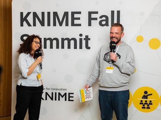 DMR_Rosaria's tweet photo. Me and Philipp Kowalski streaming live the "My Data Guest" episode from the #knimesummit2022 in #Austin.
#community #datascience #data #opensource #lowcode https://t.co/s4MdryXH6o