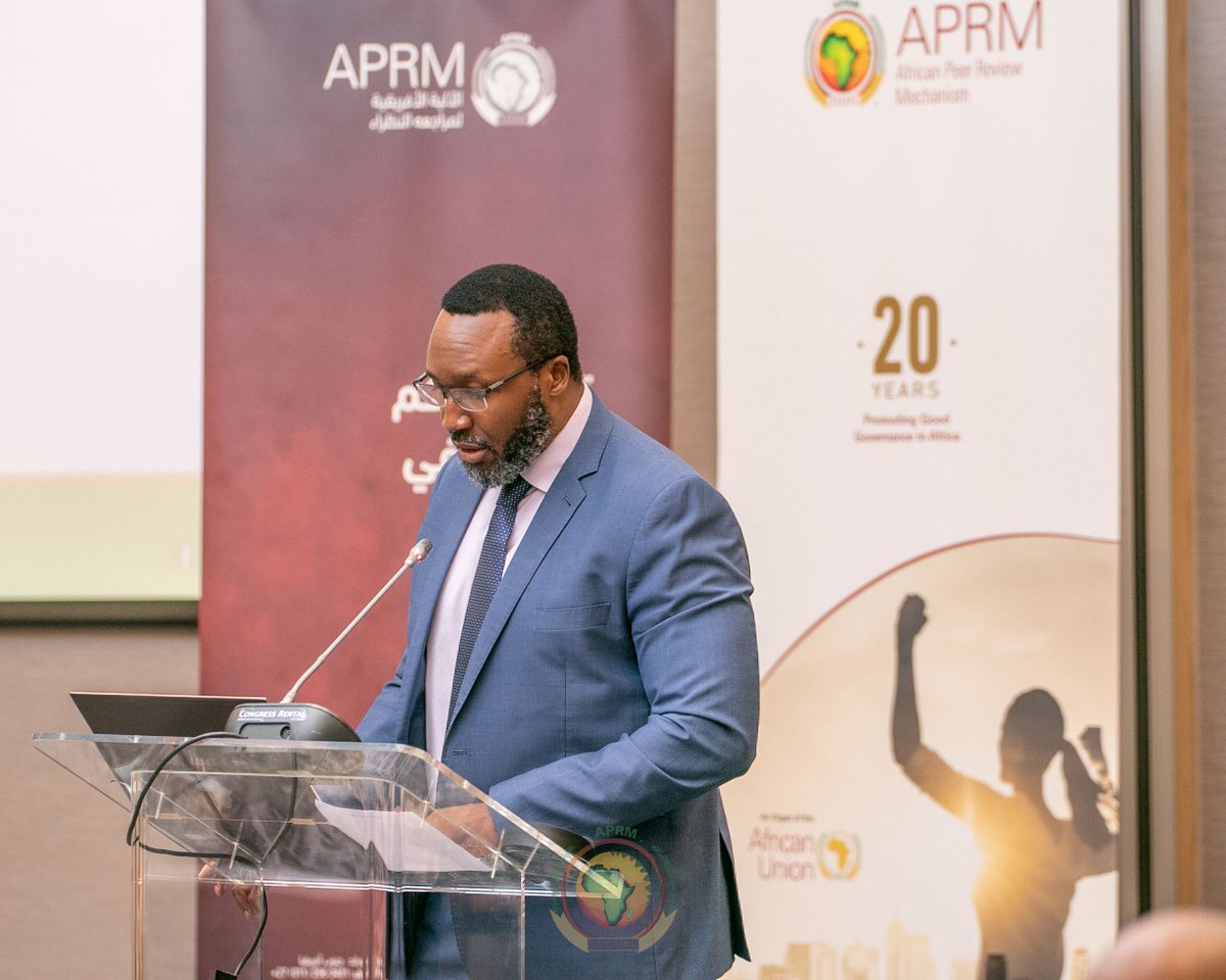 APRMorg's tweet photo. Dr. @MNkhalamba presenting on the development and roadmap for validation of the African Governance Report-2023 #AGR2023 on unconstitutional changes of government and Roadmap for validation at the joint #APRMPSC retreat. https://t.co/azBjOPIDrK