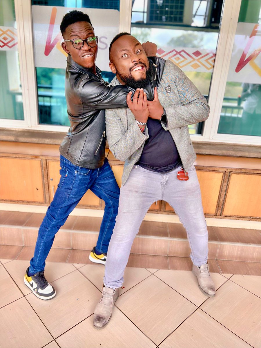 Wadau tusifanyie watu hivi kwa corner... Karibu ndani ya number one drive show #ChrisNaTrickyMilele hadi 8.00pm. Unatupata ukiwa wapi? <a href="/chris001Ke/">Chris Da Bass</a> <a href="/McaTricky/">Eng. Mca Tricky</a>