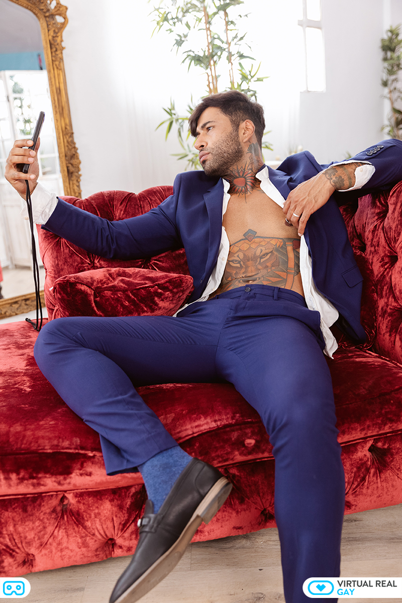 2 pic. Did you miss out the time when @BabylonPrince1 came back home and start to enjoy his own amazing