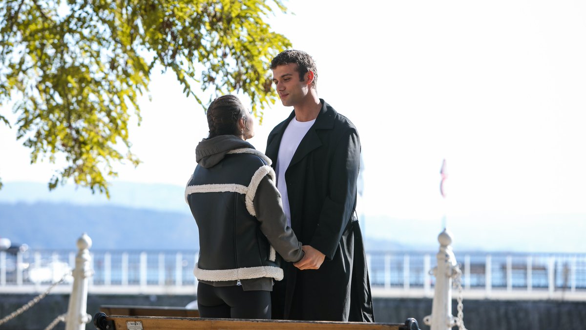 startv's tweet photo. #DuyBeni final fotoğrafları! Final bölümü perşembe 20.00'de Star'da! @diziduybeni https://t.co/rOHivvjyQ6