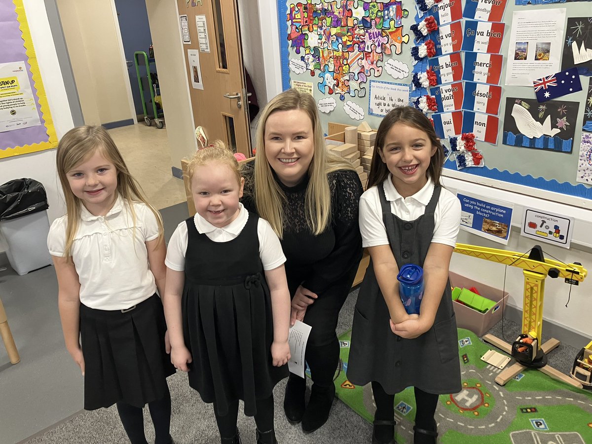 CockenziePS's tweet photo. Absolutely delighted to see so many adults in school for our Book Week Scotland shared learning event.  Thank you Primary Two 😊@scottishbktrust #BookWeekScotland @MissSinclairCPS @MissRosieCPS @KatieMedlam30 @MrsClark_CPS https://t.co/mcPEU3K5Kl