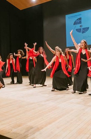 Assaig general tweet media