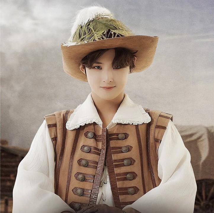 DKZAris's tweet photo. Congratulations to #KYOUNGYOON #MINGYU for their successful “Three Musketeers” musical run and #SEHYEON for the series finale of webdrama “Adding Neighbors” 🎭🎞

We look forward to seeing #JONGHYEONG again on stage for “Dracula” 🎉

#DKZ #디케이지
#경윤 #민규 #세현 #종형 @dkz_dy https://t.co/7YleC6oV7B