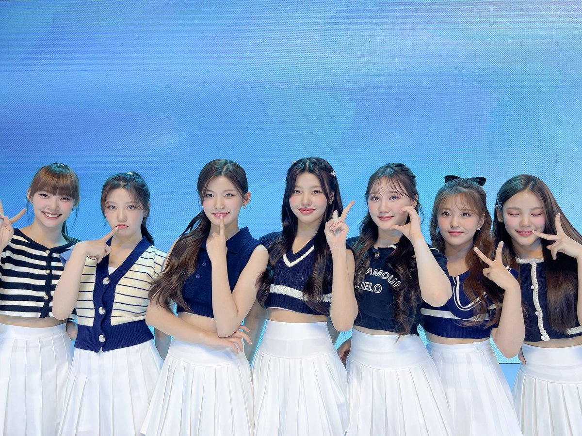 CsrLittleSuaTH's tweet photo. ❀📸 221115 : csr.offcl twitter update♡
trans : #1theK #ShoutOutDance
สาวๆรักแรกกับเพลงคัฟเวอร์ของรุ่นพี่ GFRIEND 💚
ในบรรดาเพลงทั้งหมดในคลิกปรากฏตัวต่างๆ คุณชอบเพลงไหนนะ!!
จบวันที่เหลืออย่างมีความสุขไปกับสาวๆรักแรกของเรา😉
#SUA #수아 #CSR #첫사랑 @CSR_offcl #ซูอา https://t.co/yu041ouidg