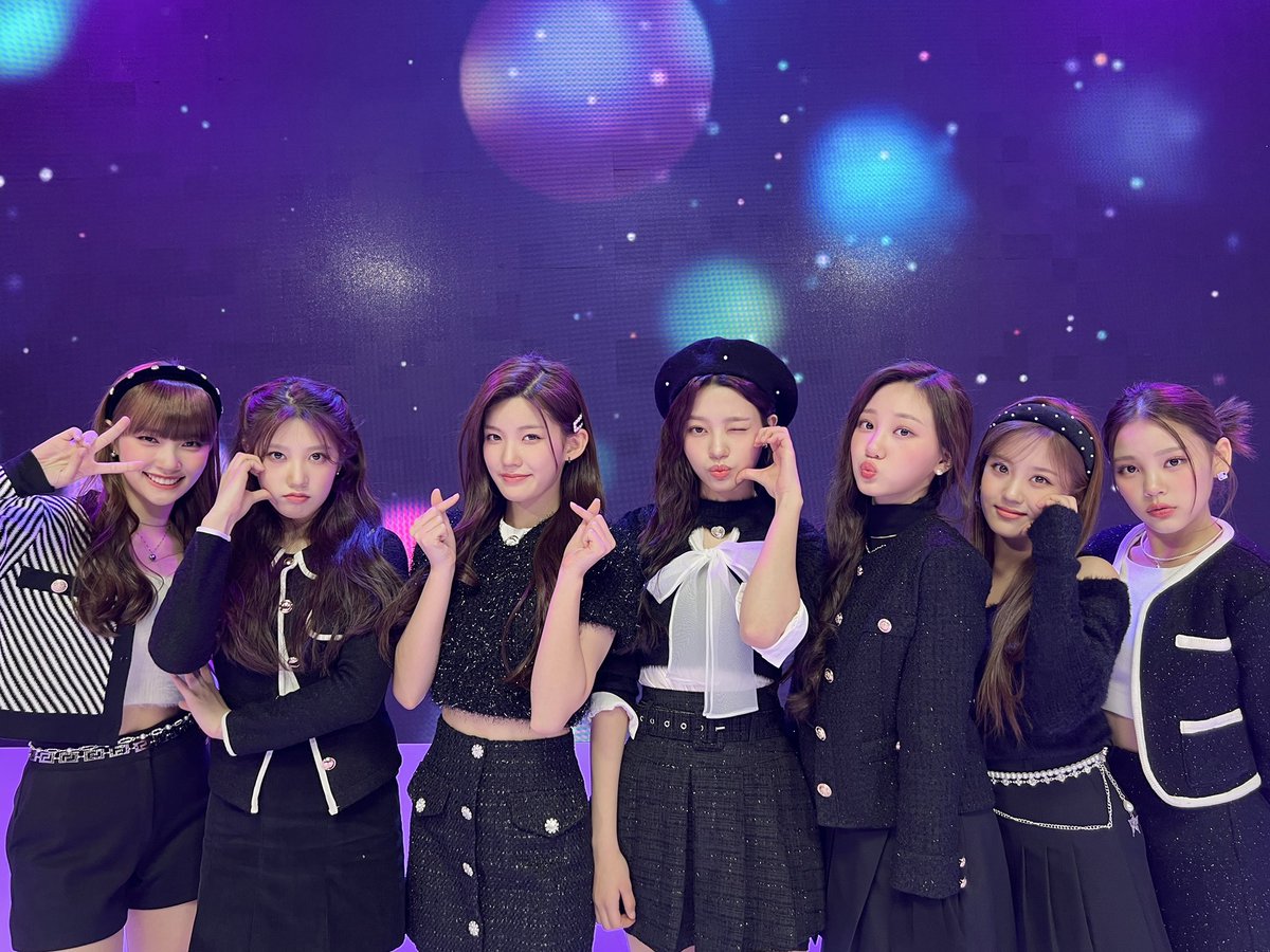 CsrLittleSuaTH's tweet photo. ❀📸 221115 : csr.offcl twitter update♡
trans : #1theK #ShoutOutDance
สาวๆรักแรกกับเพลงคัฟเวอร์ของรุ่นพี่ GFRIEND 💚
ในบรรดาเพลงทั้งหมดในคลิกปรากฏตัวต่างๆ คุณชอบเพลงไหนนะ!!
จบวันที่เหลืออย่างมีความสุขไปกับสาวๆรักแรกของเรา😉
#SUA #수아 #CSR #첫사랑 @CSR_offcl #ซูอา https://t.co/8HqYWQGVKs