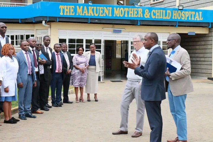 AshaObuola1's tweet photo. #updates2022
American Businessman and Microsoft Company owner @BillGates visits the Makueni Mother and Child Hospital. Gates, who is expected to hold a series of public engagements in the country, was in the company of Makueni Governor Mutula Kilonzo. https://t.co/IfsBTwoMuJ