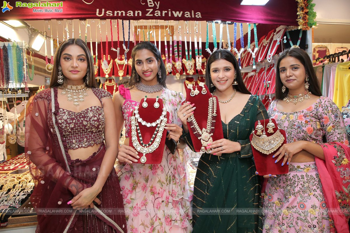 Ragalahariteam's tweet photo. Sutraa Exhibition Wedding Special November 2022 Begins at Taj Krishna, Hyderabad
More Photos - https://t.co/kjAkWwWAS0
#Sutraa #Exhibition https://t.co/IlJ9ed4T4B