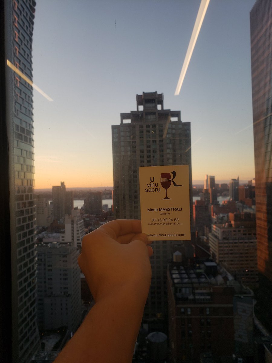 Une toute petite agence de communication spécialisée dans l'agriculture et l'artisanat qui se retrouve à New York avec d'autres entrepreneurs insulaires passionnants. Revenir inspirée, découvrir, comprendre et adapter à notre île, nos produits et nos enjeux.
#thecorsicansognu