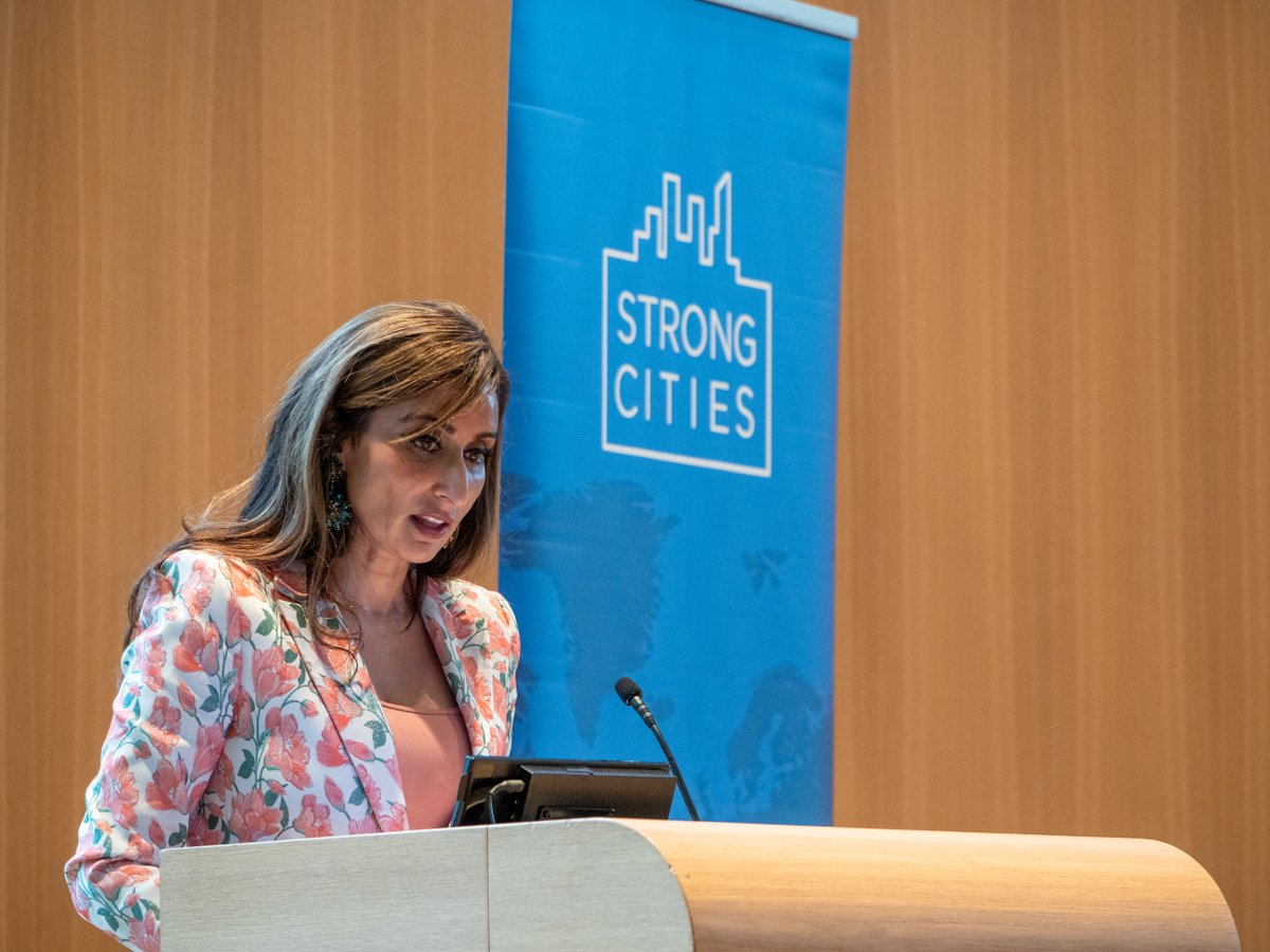 Strong Cities (@strong_cities) on Twitter photo 5/5 <a href="/usambnl/">U.S. Ambassador to the Netherlands</a> #Ambassador Shefali Razdan Duggal <a href="/usembthehague/">U.S. Embassy The Hague</a>: โIn an increasingly interconnected environment, local leaders are responding to global issues with creative solutions to protect their citizens. I commend you all for coming together to safeguard democracy." 5/5 <a href="/usambnl/">U.S. Ambassador to the Netherlands</a> #Ambassador Shefali Razdan Duggal <a href="/usembthehague/">U.S. Embassy The Hague</a>: โIn an increasingly interconnected environment, local leaders are responding to global issues with creative solutions to protect their citizens. I commend you all for coming together to safeguard democracy."
