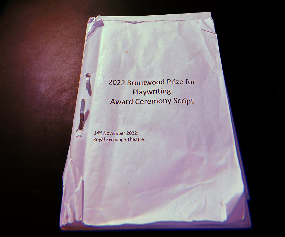 LydiaHasoon's tweet image. For the past 2 weeks I’ve had the most incredible time working at @rxtheatre on the Bruntwood Prize Ceremony!
Congrats to all who were shortlisted &amp;amp; thank you to my fellow cast mates, directors &amp;amp; all the team at the Royal Exchange for making the experience so beautifully joyous✨