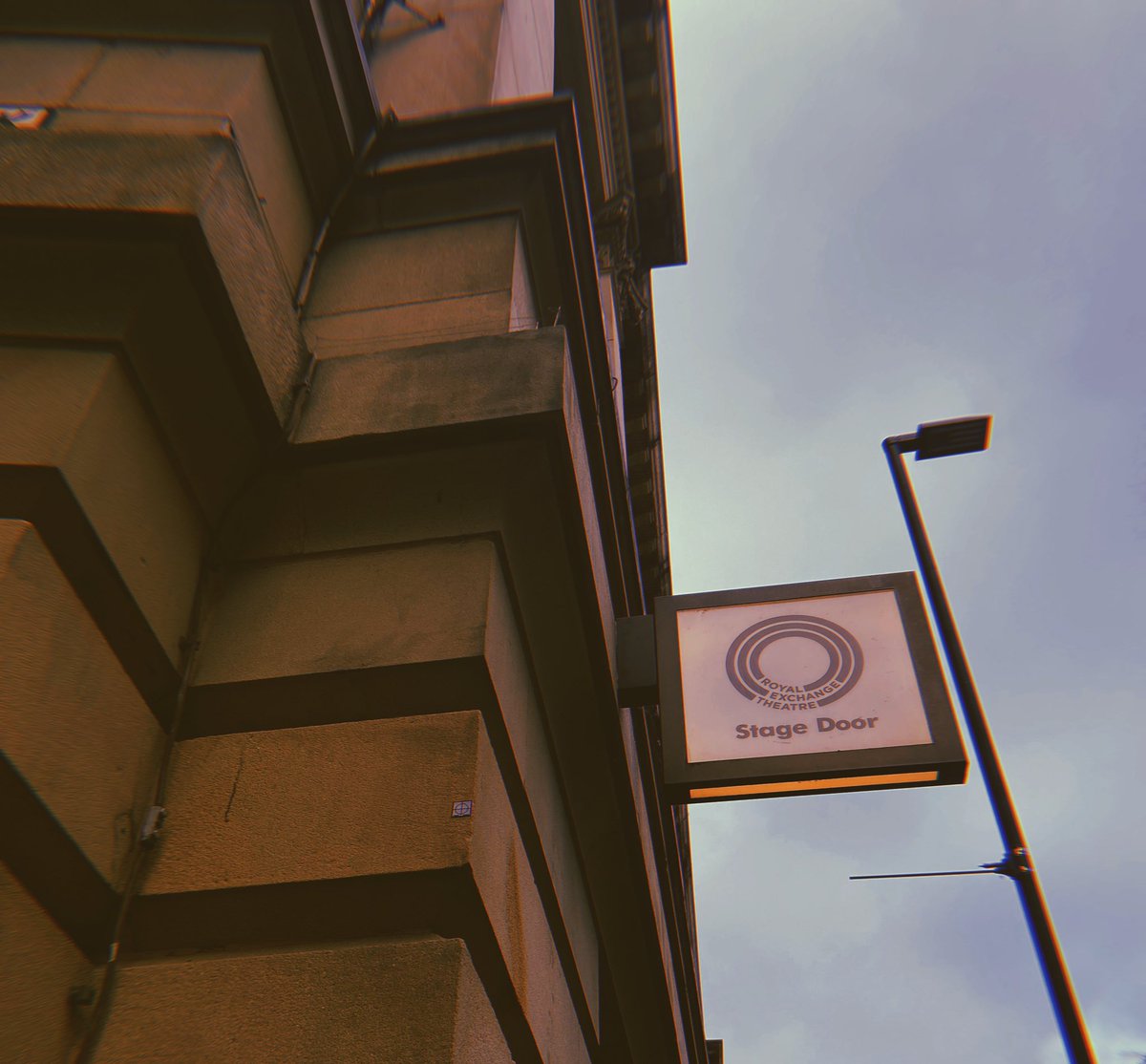 LydiaHasoon's tweet image. For the past 2 weeks I’ve had the most incredible time working at @rxtheatre on the Bruntwood Prize Ceremony!
Congrats to all who were shortlisted &amp;amp; thank you to my fellow cast mates, directors &amp;amp; all the team at the Royal Exchange for making the experience so beautifully joyous✨