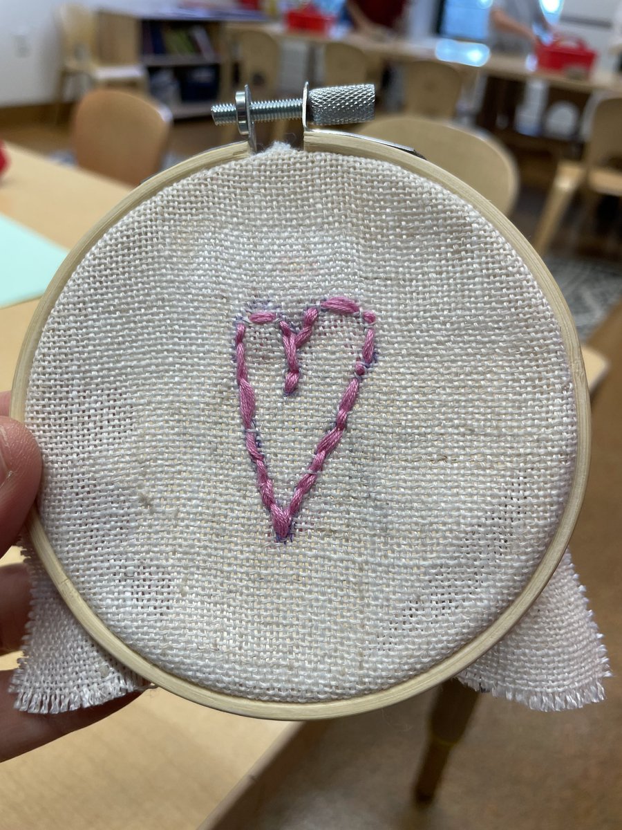 reidgreenblue's tweet photo. The 1st graders have learned how to stitch and make simple embroidery projects! We are amazed at these students perseverance when learning how to thread needles and tie knots and they are all rightfully super proud of themselves. #pypdesign #makered https://t.co/BdbfifbyR5