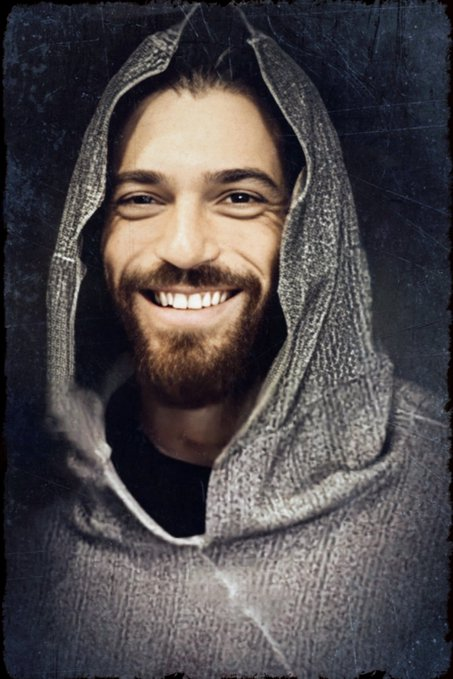 “The camera can film my face but until it captures my soul, you don’t have a movie”
Al Pacino 

#CanYaman