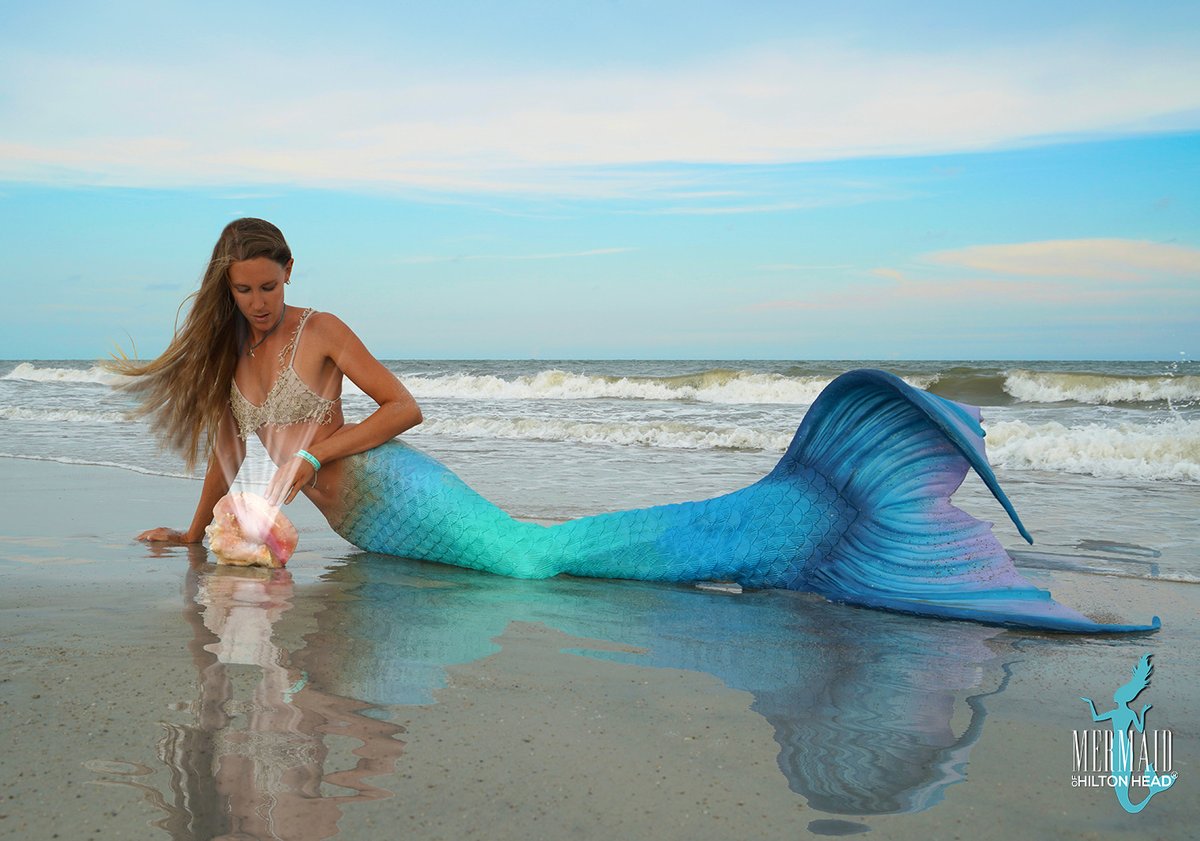 Find the light in everything you do!
 #mermaidofhiltonhead #mermaid #mermaidnina #hhimermaid #Hiltonheadmermaid #mermaids #bethelight #realmermaid #siren