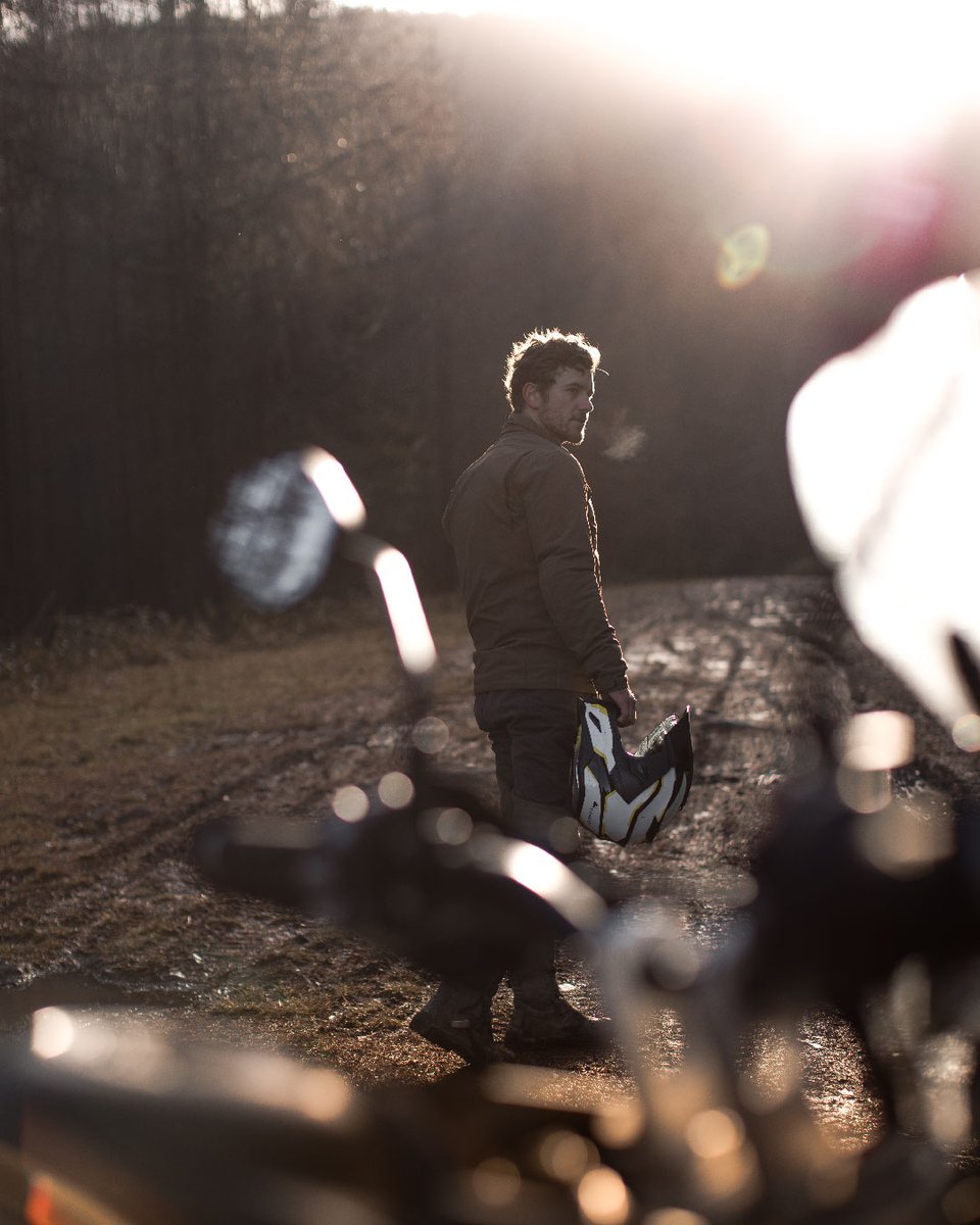 UKTriumph's tweet photo. If you and your bike go into hibernation over winter, then your local Triumph dealer is at hand for added reassurance with a Bike Health Check, to ensure you maintain the perfect ride.
https://t.co/C2G0MllzGA
#ForTheRide #OfficialTriumph #TriumphTotalCare #WinterRidingTips https://t.co/spicEcGscd