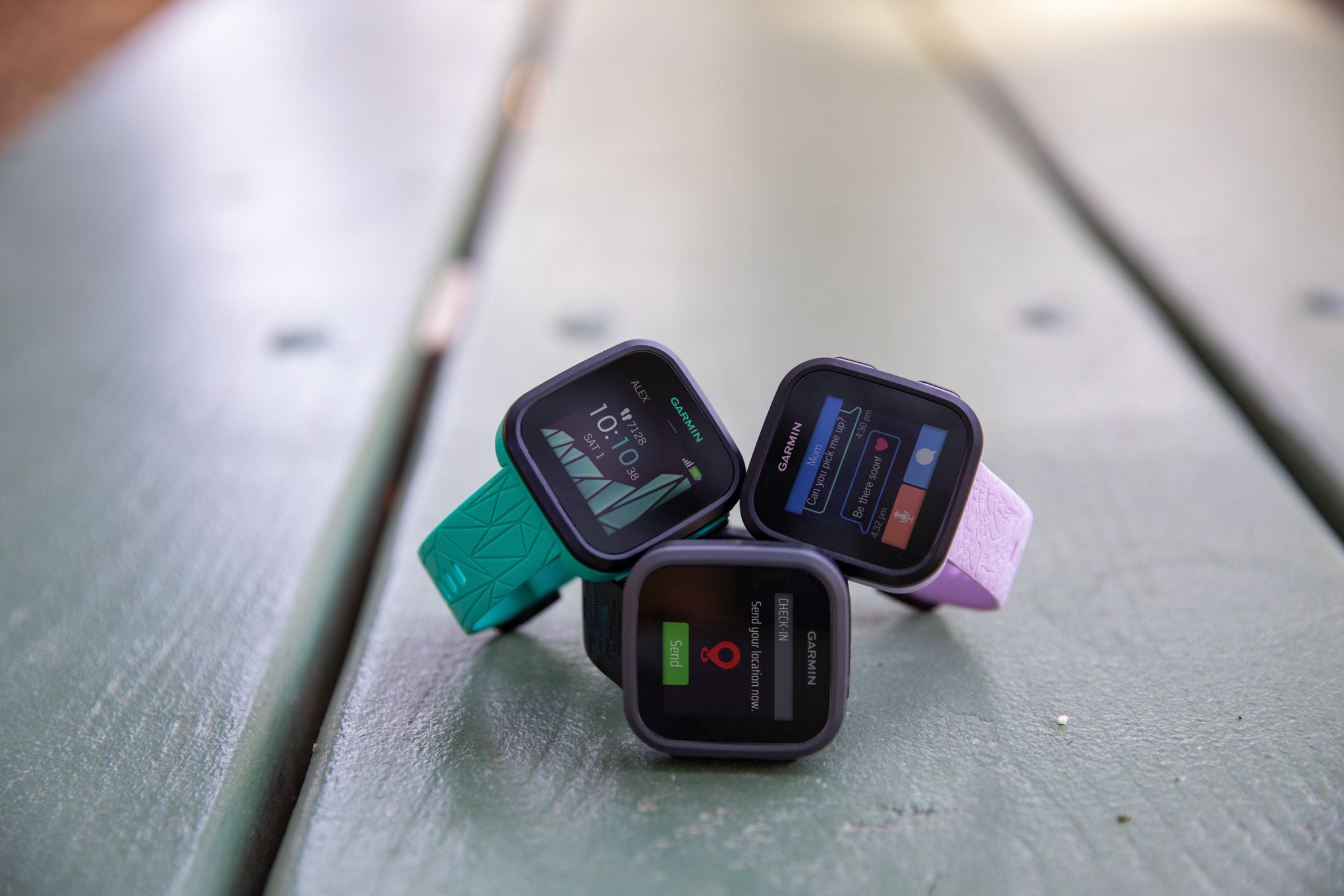 and Efterforskning Ydmyg The Verge on Twitter: "The Garmin Bounce is an LTE smartwatch to help  parents track their kids https://t.co/uW8JgSLv9w https://t.co/TFuZY4wML0" /  Twitter