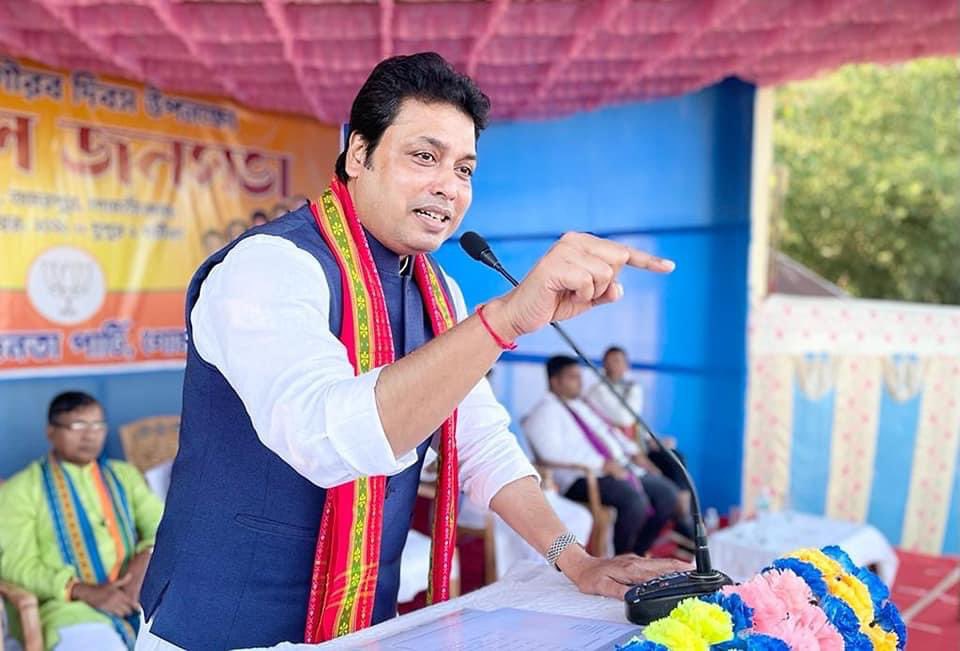 BjpBiplab's tweet photo. ভারতীয় স্বাধীনতা আন্দোলনে বিশেষ অবদান রয়েছে জনজাতিদের l বর্তমানে রাজ্যে জনজাতি বিকাশমুখী সরকার দায়িত্বভার গ্রহণ করার পর, একটা অংশ সার্বিক বিকাশ ধারাকে বিঘ্নিত করতে, বিভ্রান্তির আশ্রয় নিয়ে অপপ্রয়াস চালাচ্ছে l https://t.co/vm6hKGfJHH