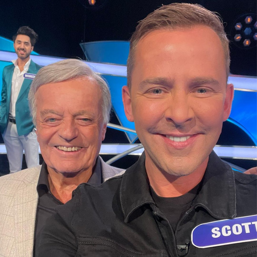 scott_mills's tweet photo. Me and Tony Blackburn join forces to take on Celebrity Pointless in a special BBC Centenary edition tonight!

📺 Watch on BBC One at 5.30pm https://t.co/6g6709ClA5