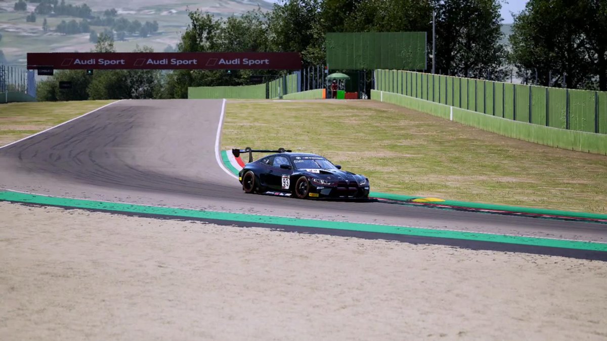 roberts27480920's tweet photo. More pics from Imola #simracingisracing #simracer #assettocorsacometizione #ACC https://t.co/OGIFdH9zbP https://t.co/TJLKU09MhH