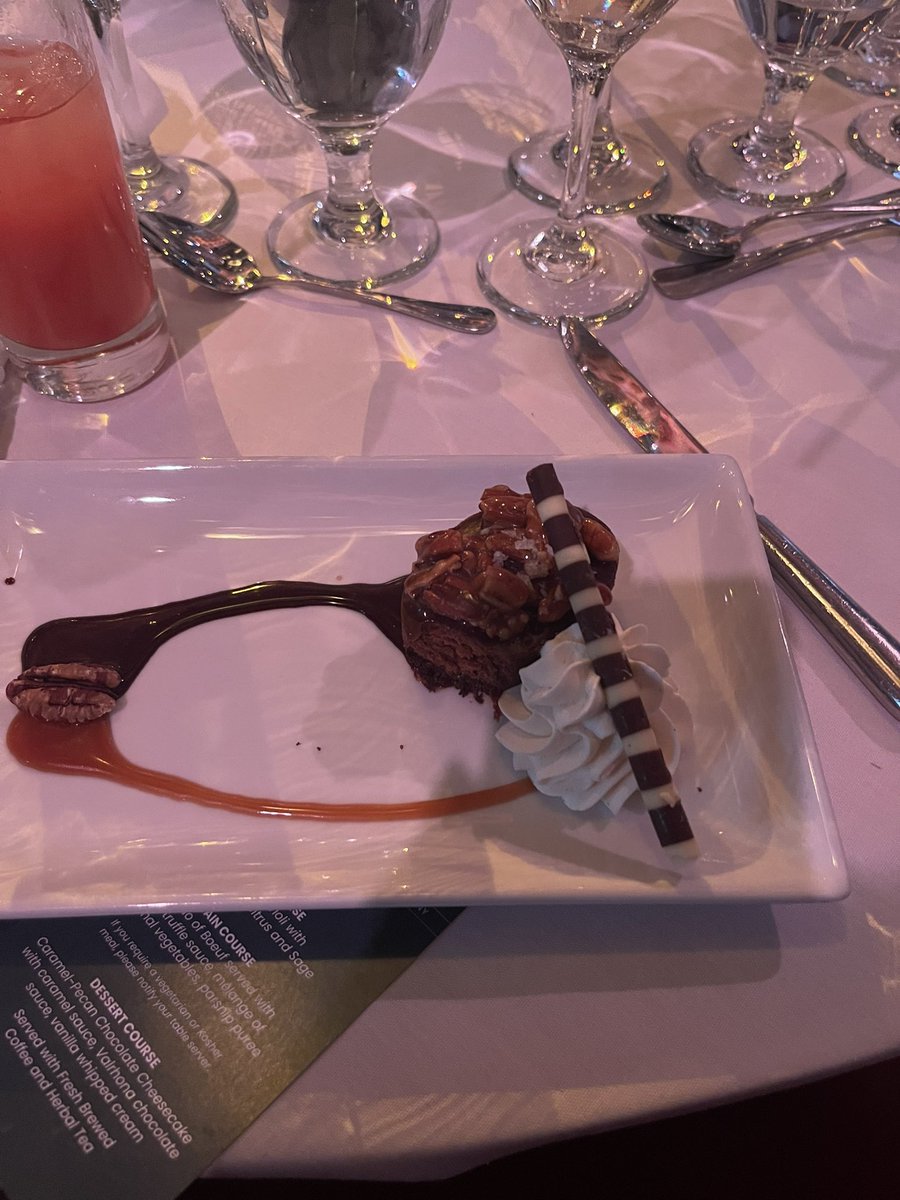 angsofly527's tweet photo. A night of Hope #noh2022 https://t.co/l3DXy3vYBG