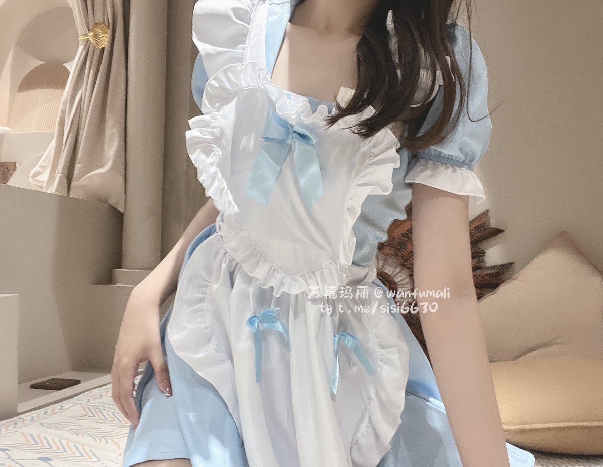 wanfumali's tweet photo. 骚货一枚，已婚与老公聚多离少，来推特寻找新鲜刺激，一位有情趣阅历丰富的玩伴，同城感觉合适了，可约，不想惹祸上身，低于26岁就别私信关注，口嗨，屌丝勿扰，不做任何金钱交易，就是想找新鲜刺激，友情提示，比较反差，性欲旺盛💋💋💋 https://t.co/M12WGJVhTE
