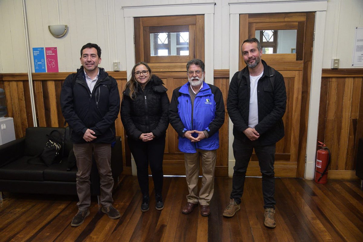 LuisCuvertinoG's tweet photo. 🤝Junto al Core de la región de Los Lagos, Rodrigo Arismendi y la Académica de la Uach, Pamela Ehrenfeld, dialogamos sobre el impacto positivo que tienen las alianzas entre instituciones académicas, privadas y públicas, en salud pública. Sin duda espacio a fortalecer
#valdiviacl https://t.co/bTpTtKtJPT