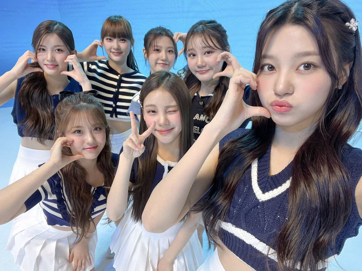 CSR_INA's tweet photo. [💌] CSR @CSR_offcl INDONESIA TRANSLATE

CSR yang dengan keren mencover lagu senior GFRIEND 💚
Lagu apa yang akan dipilih oleh kalian semua di antara berbagai penampilan!! (cont)

#CSR #첫사랑 #Sequence_17&amp;
#1theK #ShoutOutDance #원더케이 https://t.co/nOTqA9zy08