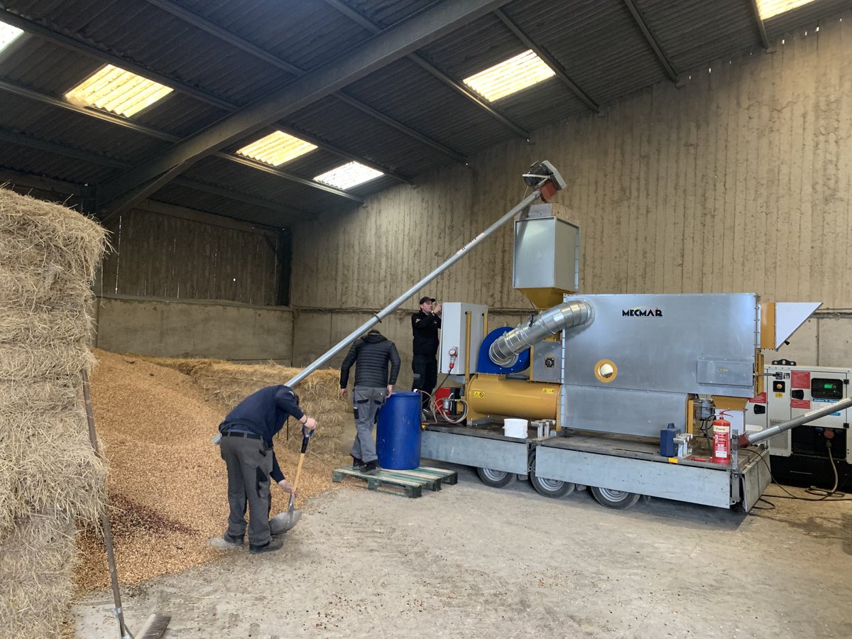 Toasting organic beans with ⁦<a href="/McArthur_Agri/">McArthur BDC</a>⁩ #hopingitworks #organicmilk