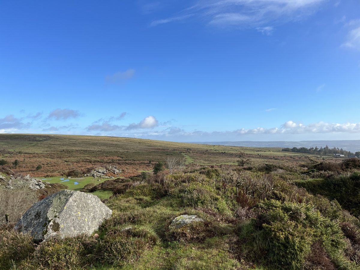 dartmoornpa's tweet photo. Take a moment to slow down and connect with nature this week. 🍃 Spending time outdoors can have a positive boost on mental health 💚

How do you unwind in nature? 

Let us know by replying 👇 https://t.co/d3rQiJhTUW
