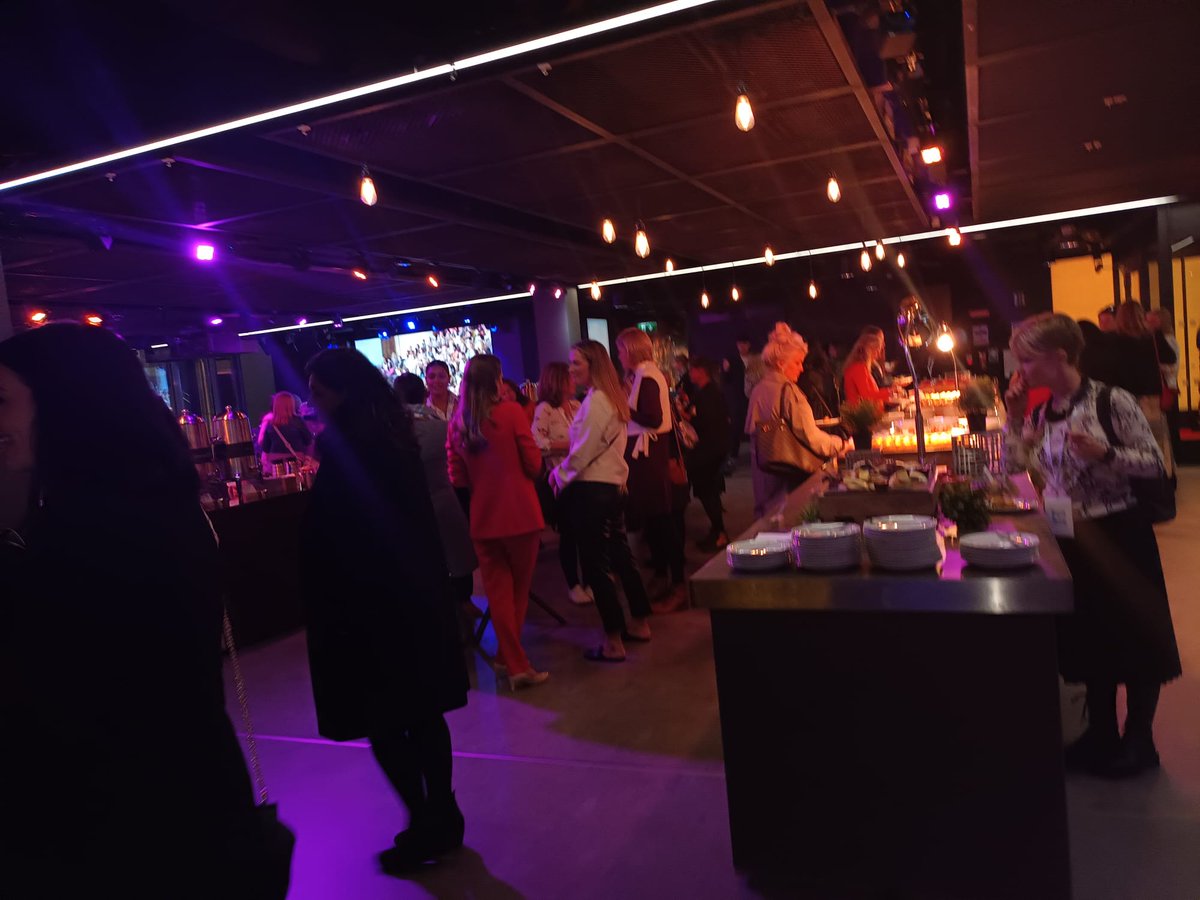 ThePanelDublin's tweet photo. We were delighted to attend @Google "Compass Leadership Summit 2022" yesterday. #compass22

Speakers: Aideen Barry, @SindyLJoyce, @sonyalennon, @aoifemrtn, @chandrikanm, Mairin Ryan, Laura Viani, Liz Cunnigham &amp; @KBDeSalvo.

Representing us was Edna Hogan. #womensleadership https://t.co/H4CAQNK7C3