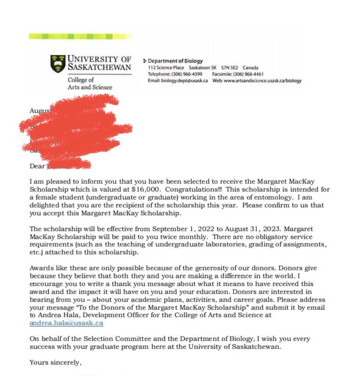 Oludeewon's tweet photo. I spoke with someone from one of those whatsapp groups and asked her what they do with my tweets.

She said they screenshot all my tweets and discuss on the group and then help themselves answer questions.

This is another proof🔽:

Scholarship in Canada 🇨🇦. https://t.co/vmxthiujK6