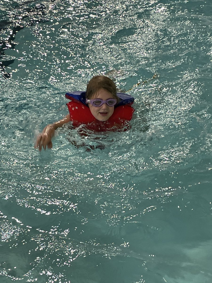 MrsSlavensClass's tweet photo. We had a great time at swim to survive yesterday and learned many news skills. https://t.co/mrdIhD7iAs