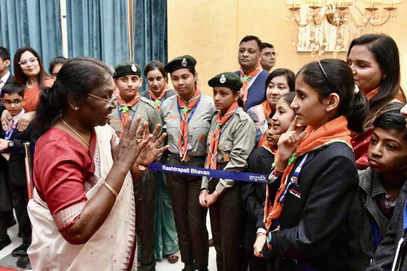 Hindustan Scouts &amp; Guides teams across India met Hon’ble President Of India on the occasion of Children’s Day. An inspiring day for young scouts &amp; guides. <a href="/rashtrapatibhvn/">President of India</a>